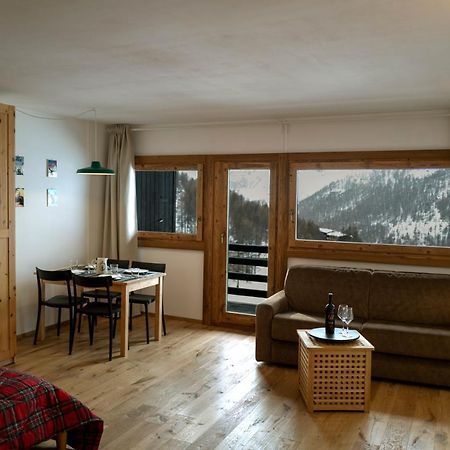White Escape Apartment Valtournenche Ngoại thất bức ảnh