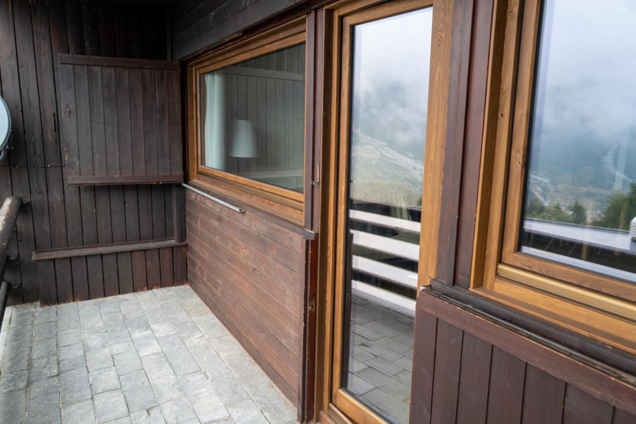 White Escape Apartment Valtournenche Ngoại thất bức ảnh