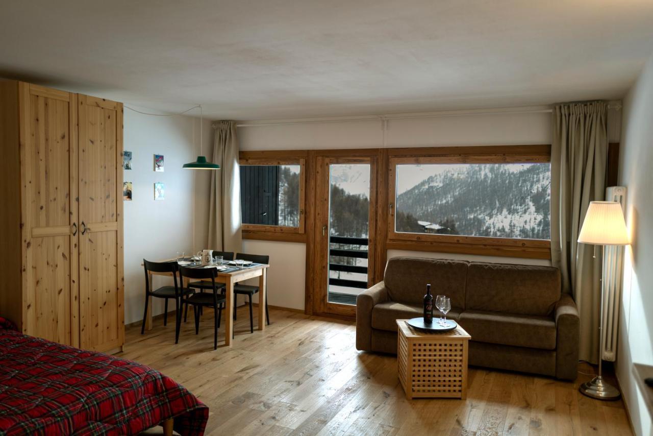White Escape Apartment Valtournenche Ngoại thất bức ảnh